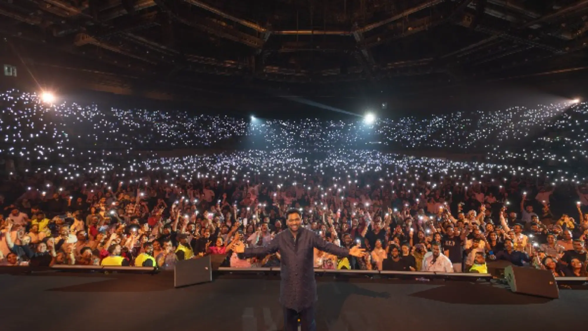 Concert crowd – Zahir Khan